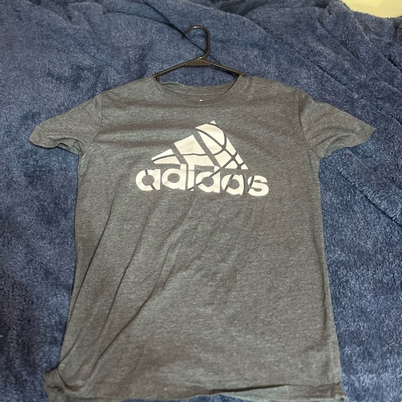 Adidas shirt - Picture 2 of 2
